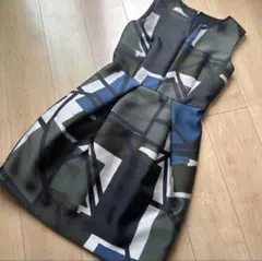 【美品】アナイ 幾何学柄ワンピース 総柄 ボンディング ノースリーブ 38