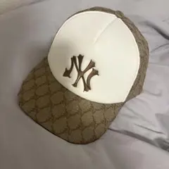 NYヤンキース ベースボールキャップ ベージュ