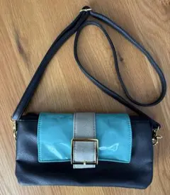 ショルダーバッグ　ターコイズ✖️ブラック