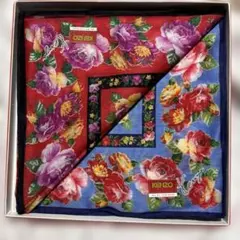 KENZO フラワー柄　華やか　ハンカチ2枚セット　新品箱なし発送理解できる方。