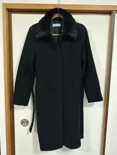 フェイクファー襟付き ロングコート（ブラック）※値下げ