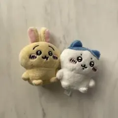 ちいかわお座りぬいぐるみ　うさぎ・ハチワレ