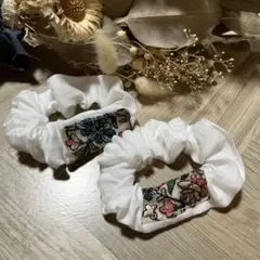 ハンドメイド 刺繍リボンミニシュシュ 2つセット