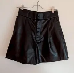 ZARA　ザラ　レザーパンツ ブラック XS フェイクレザーショートパンツ