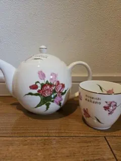 hiromichi nakano ティーポットとカップセット
