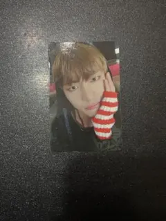 BTS VテヒョンYOU NEVER WALK ALONE です。