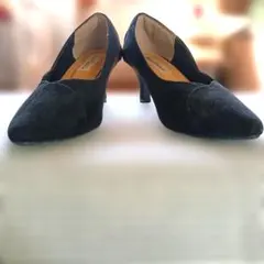 黒 スエード ポインテッドトゥ ハイヒール