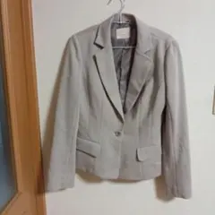 グレー ブレザー