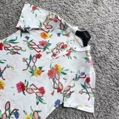 GUCCI　トムフォード期　花柄　シルク　シャツ　skinny　新品　タグ付き GUCCI トムフォード期 花柄 シルク シャツ skinny 新品 タグ付き
