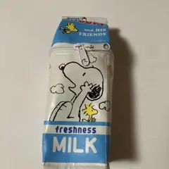 スヌーピー 牛乳パック型ペンケース