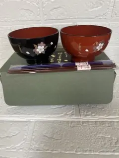 宇野千代　桜模様の木製汁椀 2個セットと箸付き