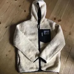 ニードルワークのボアジャケット