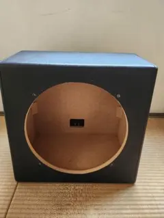 VIBE AUDIO 1200W アンプ内蔵ウーファー VA-FT12A-F6 - メルカリ