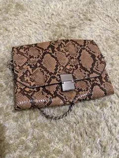 ヘビ柄ショルダーバッグ