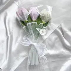 いちごみるく　モールフラワー　枯れないお花　ハンドメイド　チューリップ