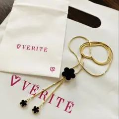 ベリテ☆お花モチーフペンダントのサムネイル