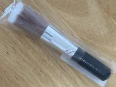 新品未開封★ Bare Escentuals フェイスブラシのサムネイル