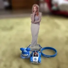 TWICE Tzuyu スタンド＆フィギュアセット　ツウィ