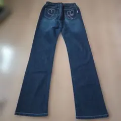 ハート型ポケット ダークデニム フレアパンツ