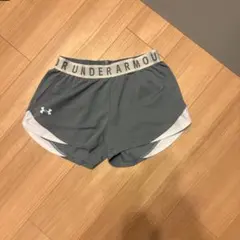 UNDER ARMOR レディース ショートパンツ