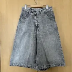 Item thumbnail for item f288a948-b5f0-45d7-84ea-a226930e7d2b