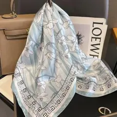 ラスト1点　シルク100% スカーフ ストール 65×65cm