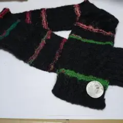 ハンドニットウールマフラー 黒×カラフル