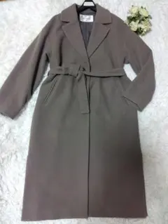 Item thumbnail for item 16c3f2f9-c80c-49d4-9df7-e021b84a6245