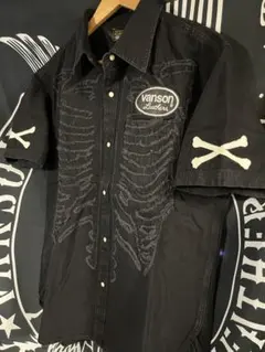 新品vansonバンソン　ヒューマンボーンデザイン 豪華デニム半袖シャツ　L