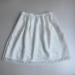 IMAGE イマージュ　レーススカート　白　フレア　膝丈　Lサイズ　きれいめのサムネイル