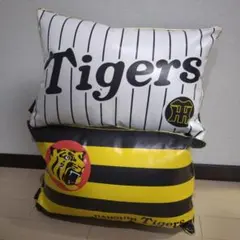 日清食品 阪神タイガース 着るビーズクッション - メルカリ