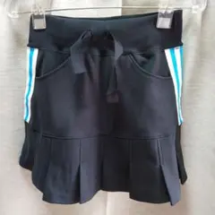 【未使用】adidas　黒色スカート