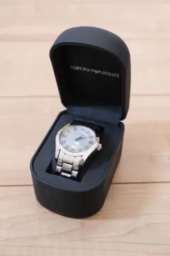 美品　EMPORIO ARMANI シルバー 腕時計　白