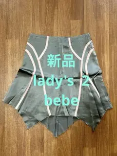 新品⭐️bebe サテンデザインスカート　モデル　 2 ★lbe282