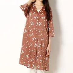 E hyphen world gallery PEACE 花柄ロングガウン 古着