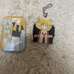 21.ハイキュー稲荷崎高校宮侑キーホルダー