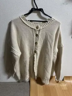 INGNI アイボリー ニットカーディガン ボタン付き