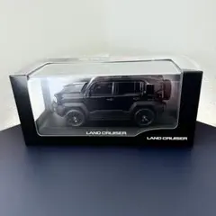 新品未使用 新型ハイラックス ミニカー アティチュードブラックマイカ