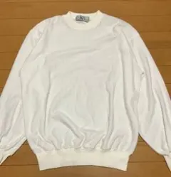 ホワイト クルーネック セーター