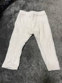 リブ編み ベージュパンツ