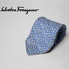 【美品】サルヴァトーレフェラガモ　シルクネクタイ　イタリア製 ブルー