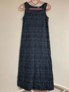 ユニクロ UT リトルツインスターズ　マキシ丈ワンピース　サイズM