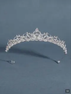 ティアラ　結婚式　ブライダルアクセサリー