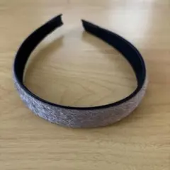 【新品】ファー風ベージュ カチューシャ