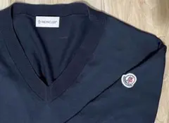 モンクレール　Vネックセーター　ニット