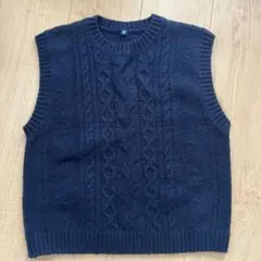 【UNIQLO】ネイビーケーブル編み ベスト 130