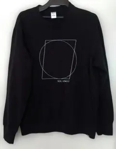 moma スウェット