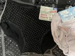 女の子用ショーツセット 165サイズ　三枚。四枚目なし。