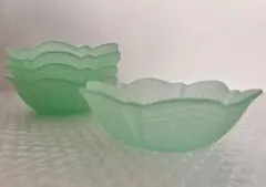 ガラスボウル 鉢 たち吉　デザート皿 ミントグリーン 花びら型ボウル 5個セット