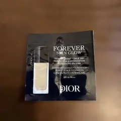 Dior Forever Skin Glow 0.7ml 1N ニュートラル